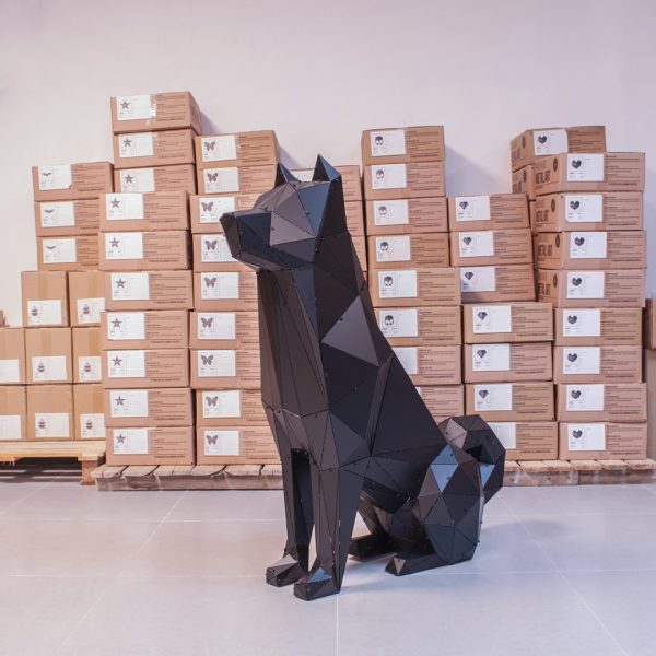 AKITA | 3D Metal Geometrik Akita Köpek Heykeli - Görsel 4