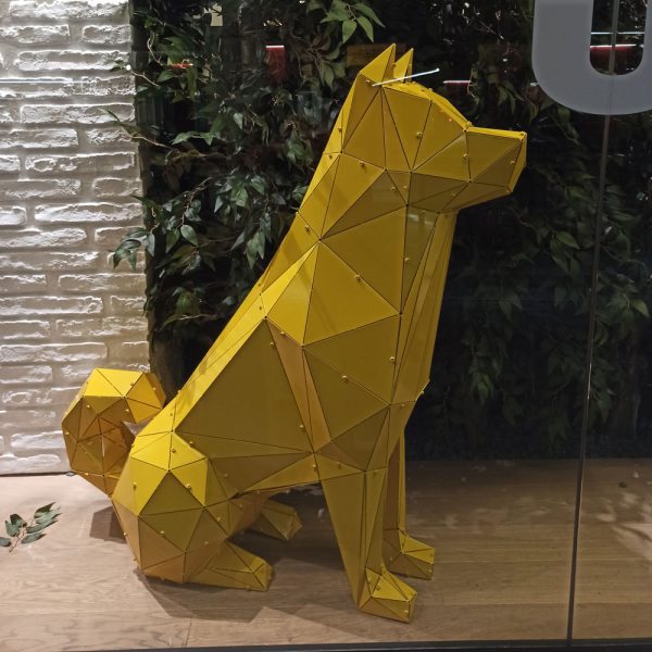 AKITA | 3D Metal Geometrik Akita Köpek Heykeli