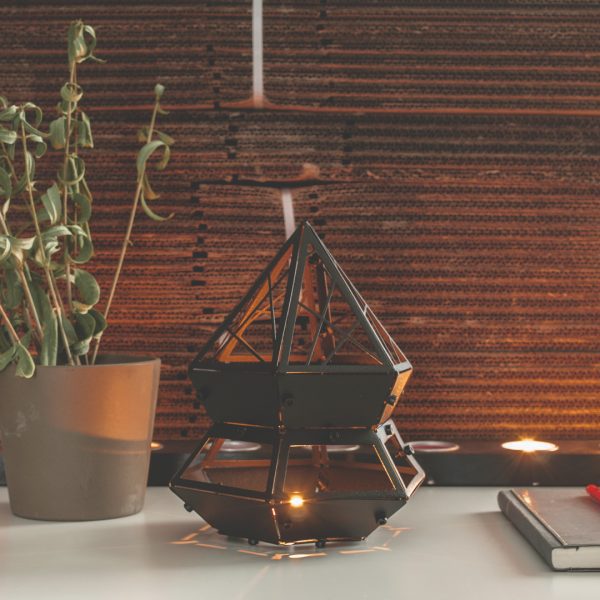 PINE | 3D Metal Küçük Çam Şekilli Mumluk - Görsel 2