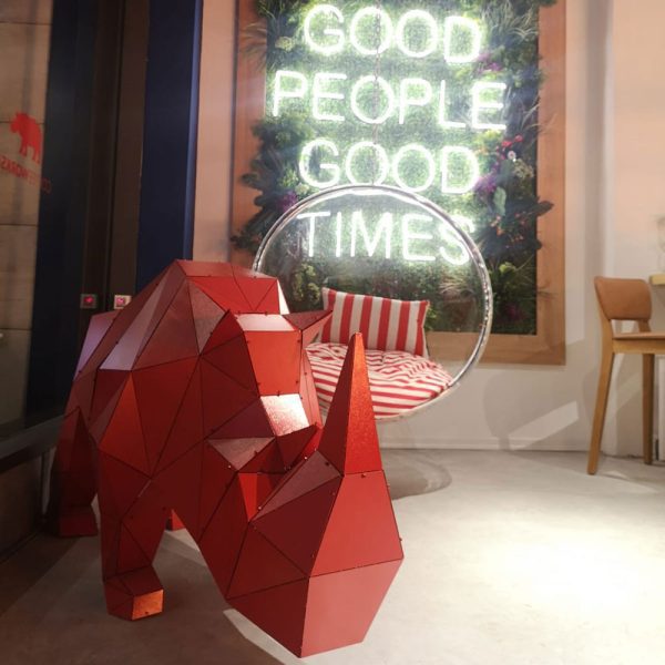 RHINO XL | 3D Metal Geometrik Gergedan Heykeli